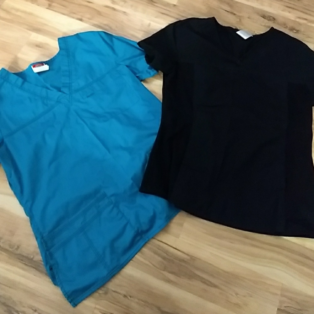 Scrubs size small
